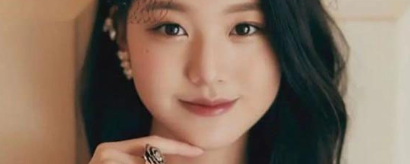 染的頭發(fā)怎么能回到以前的黑色 染的頭發(fā)怎么能回到以前的黑色