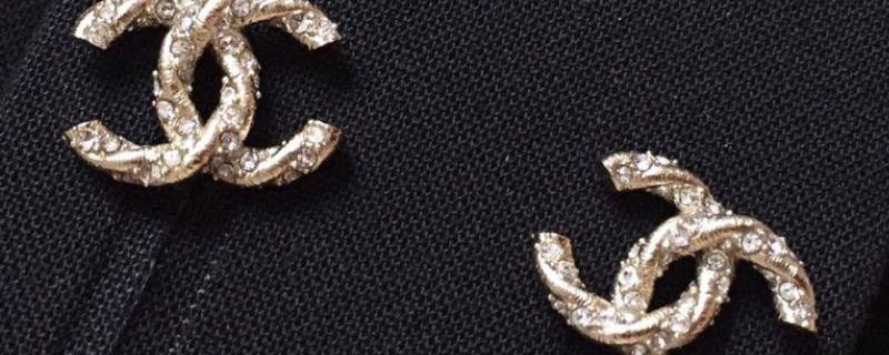 香奈兒耳環(huán)是什么材質(zhì) 香奈兒耳環(huán)是什么材質(zhì)