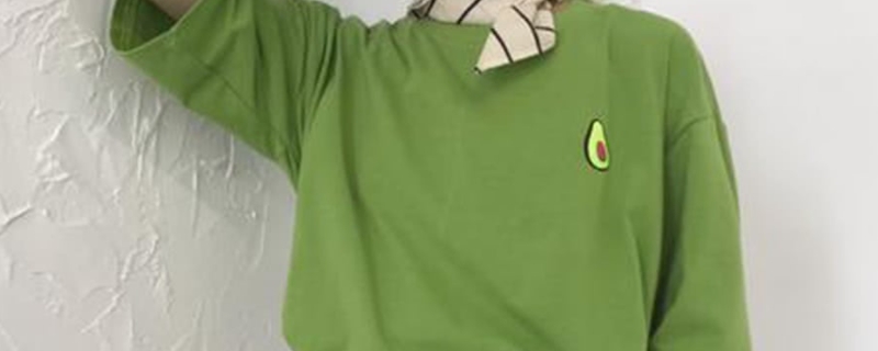 黑皮膚穿綠色衣服顯黑嗎 黑皮膚穿綠色衣服顯黑嗎