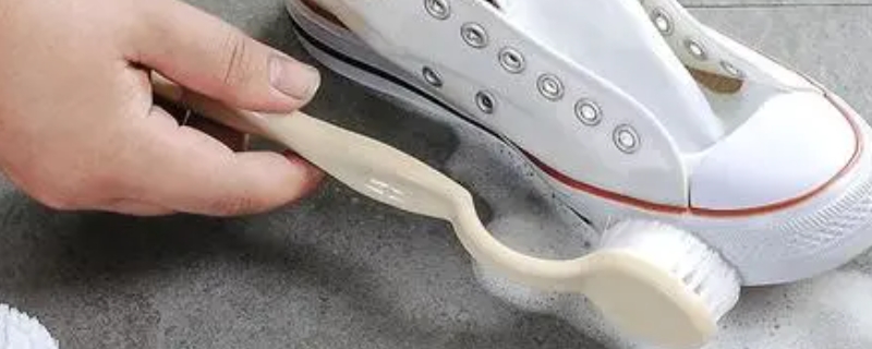 鞋子上紅油洗不掉 鞋子上紅油洗不掉