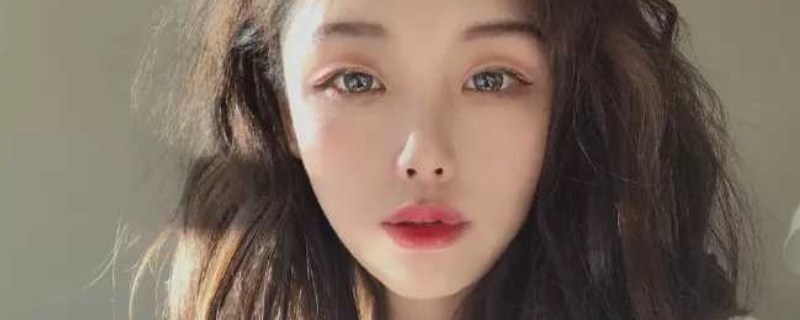 染發(fā)把臉染黑了怎么辦 染發(fā)把臉染黑了怎么辦