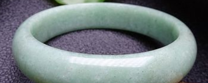 東陵玉戴久了會(huì)怎樣 東陵玉戴久了會(huì)怎樣