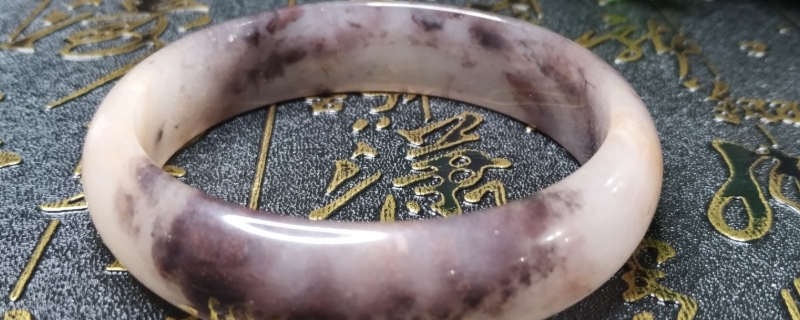 佘太玉戴久了是什么樣子 佘太玉戴久了是什么樣子