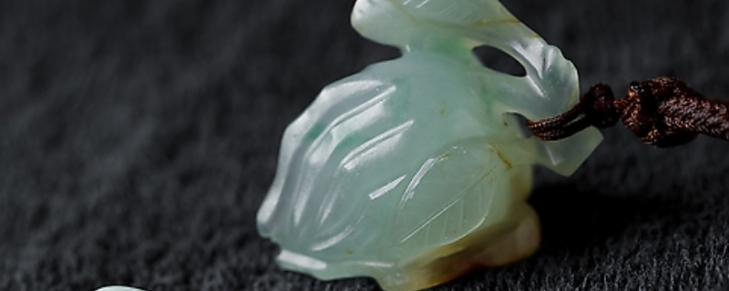 真玉和假玉的鑒別方法 真玉和假玉的鑒別方法