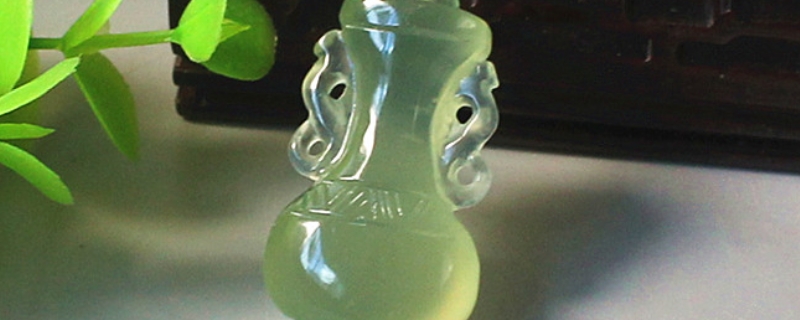 岫玉用油養(yǎng)還是用水養(yǎng) 岫玉用油養(yǎng)還是用水養(yǎng)