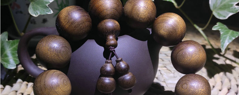 金絲楠木手串怎么盤玩和保養(yǎng) 金絲楠木手串怎么盤玩和保養(yǎng)