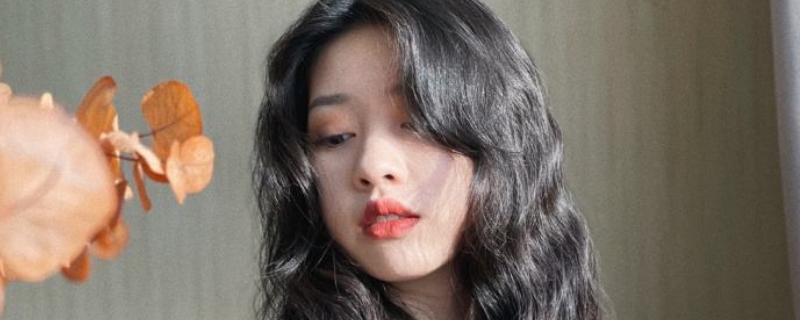 摩根燙第二天可以洗頭嗎 摩根燙第二天可以洗頭嗎