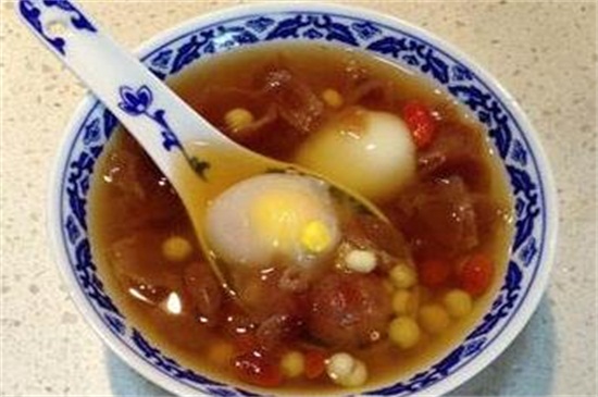 芡實怎么煮爛，清水浸泡文火溫煮即可