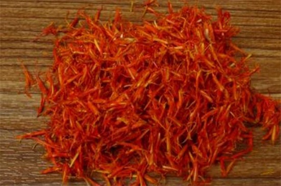 紅花和藏紅花的區(qū)別 紅花和藏紅花的區(qū)別