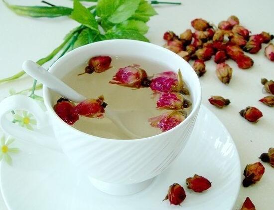 玫瑰花泡水能天天喝嗎，常喝玫瑰花的好處有哪些