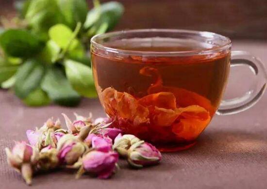 玫瑰花泡水能天天喝嗎，常喝玫瑰花的好處有哪些